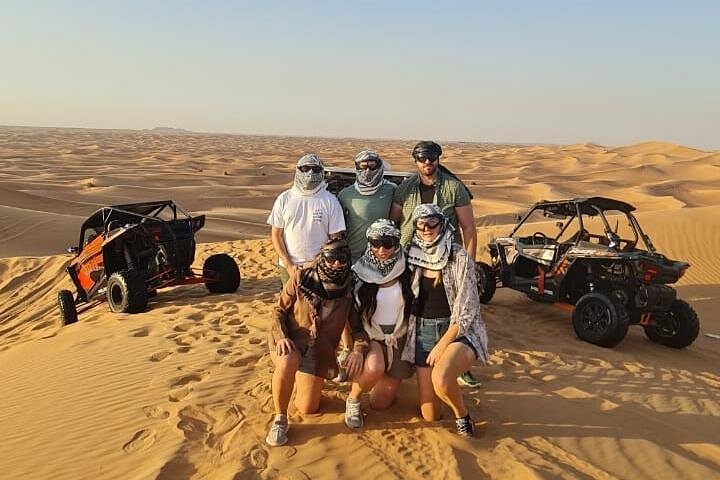 Excursion en buggy et sandboard dans le désert de Dubaï